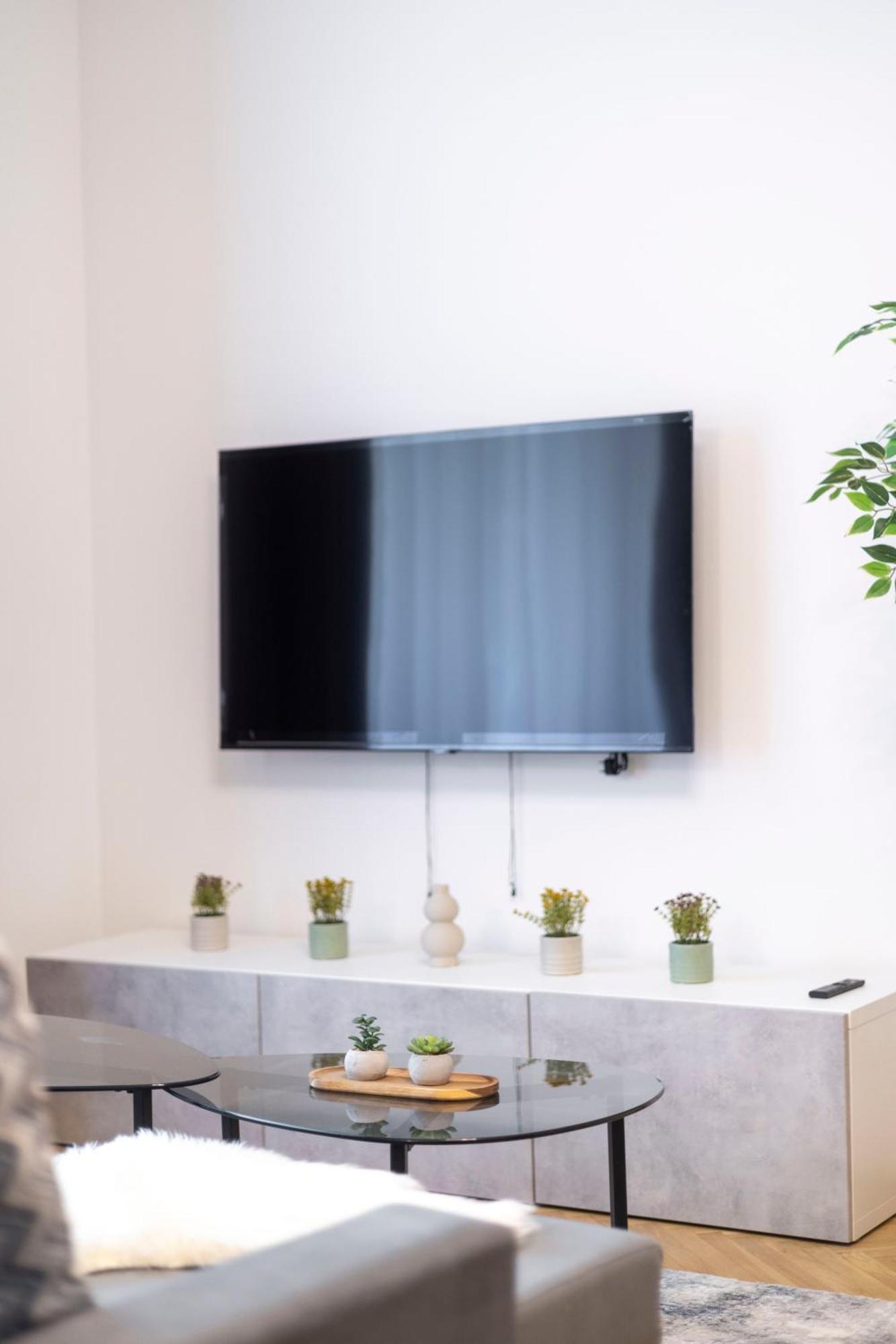 Prime Location & Cozy Central 3Bedrm Apartment Budapest Exteriör bild