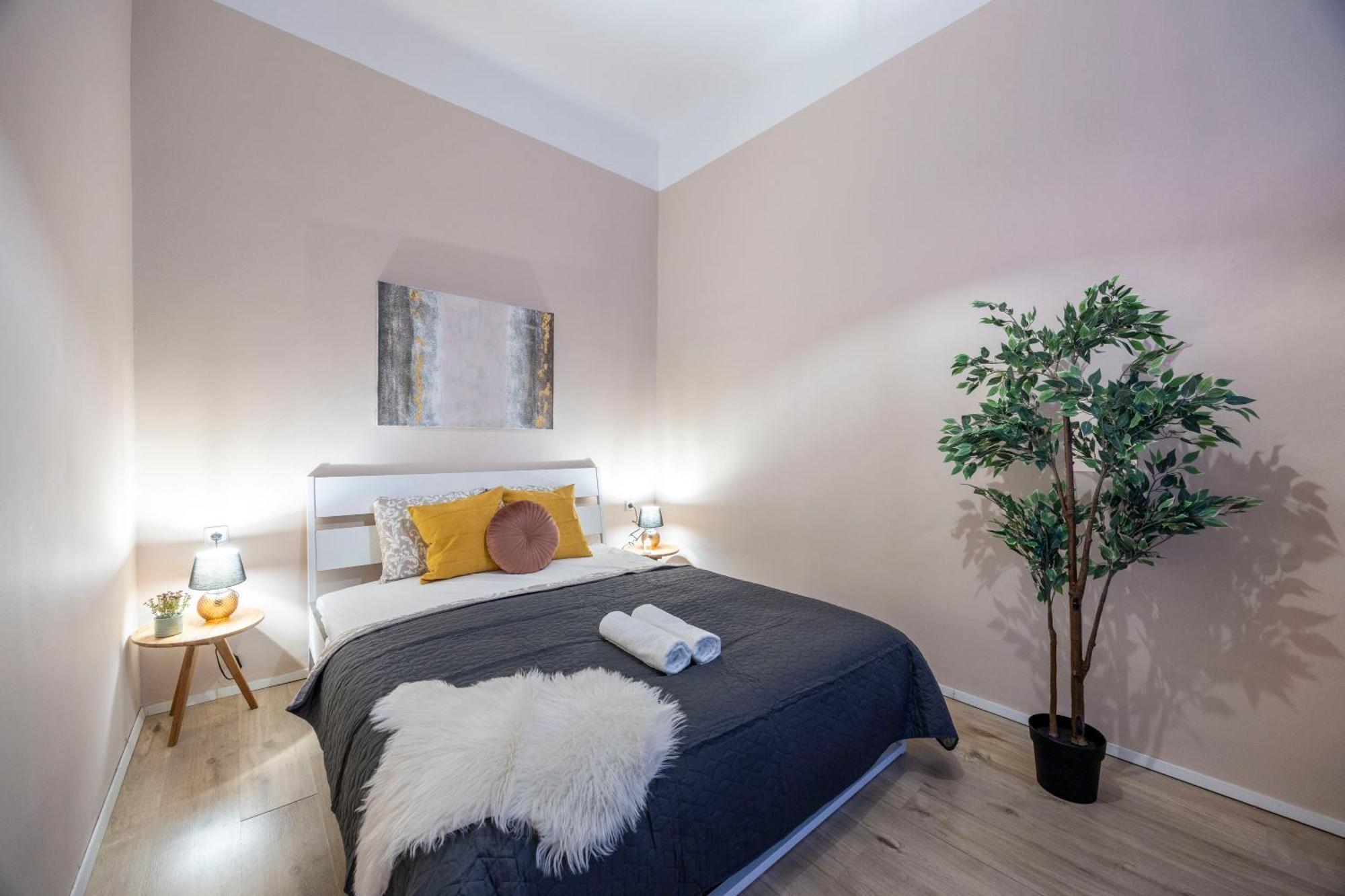 Prime Location & Cozy Central 3Bedrm Apartment Budapest Exteriör bild